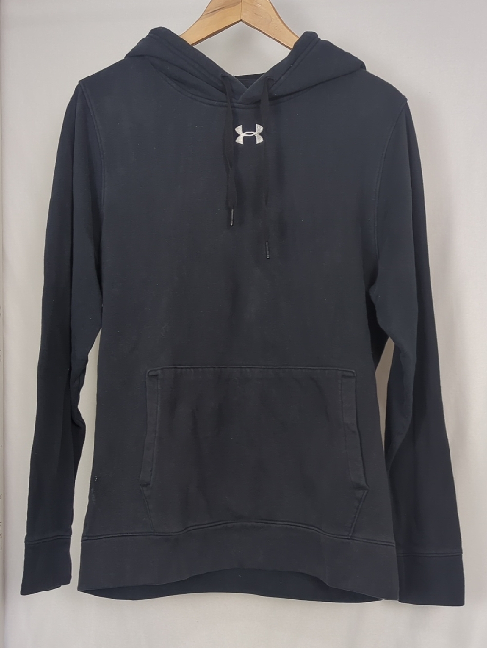 UNDER ARMOUR Adult Small Black Hoodie with White Logo
